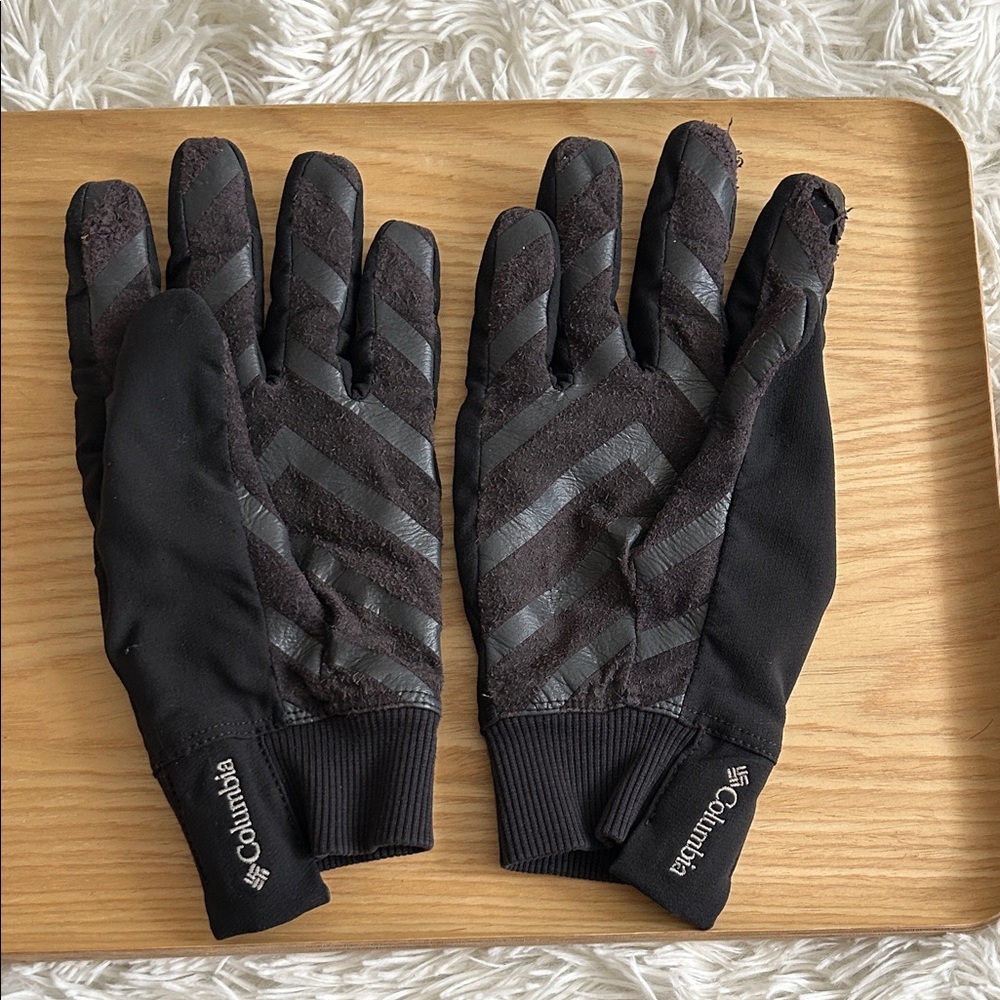 Columbia Black Insulated Gloves - Picture 3 of 5